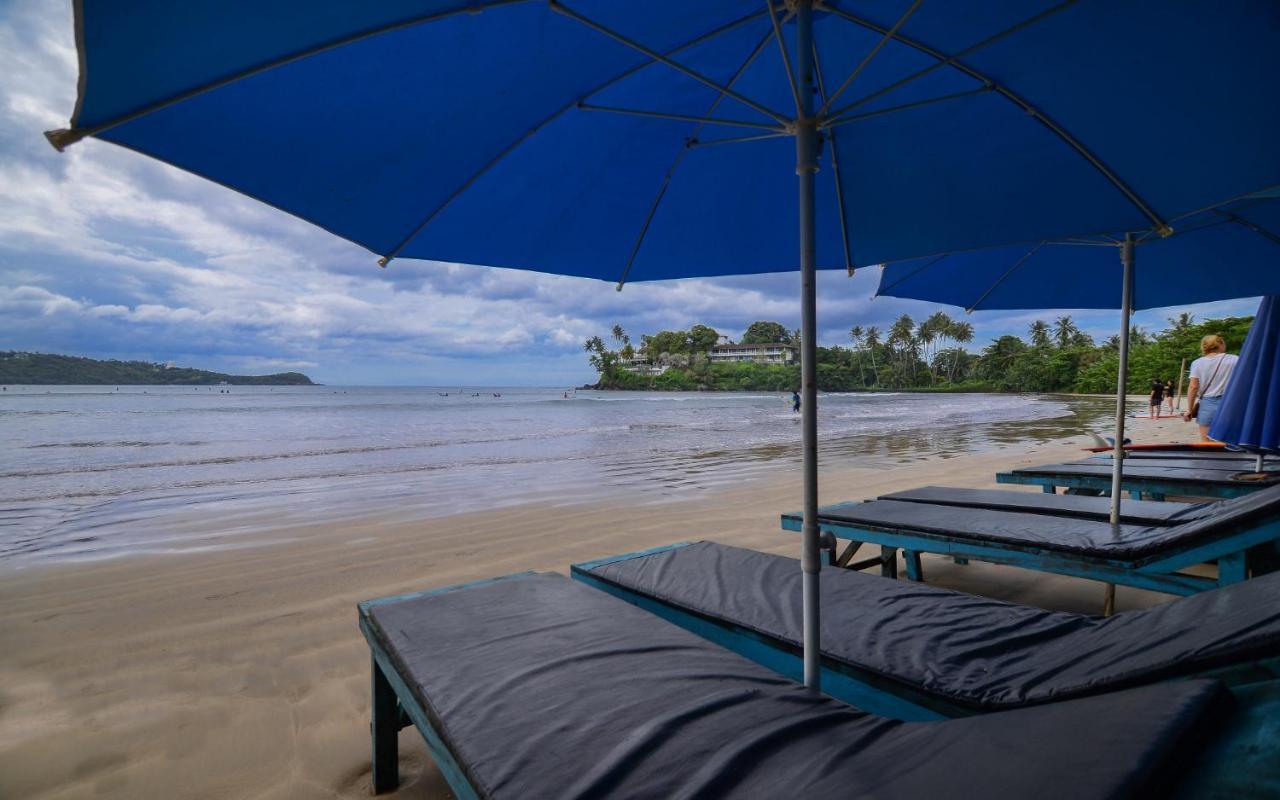 Hôtel Palm Leaf Surf Cafe à Galle Extérieur photo